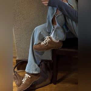 ALOHAS Tb.56 suede panelled sneakers EU38